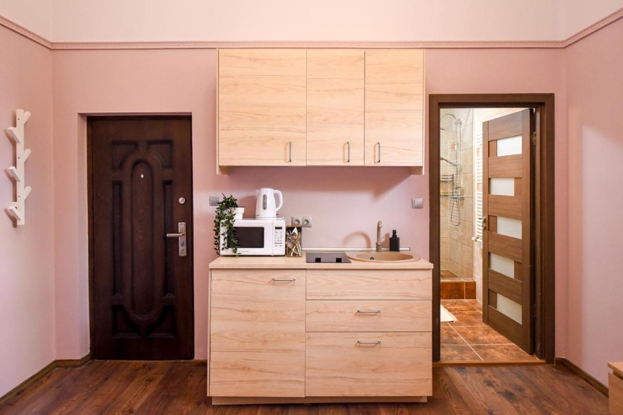 Le Petit & Cosy - Best Location Old Town & Quiet Boekarest Buitenkant foto